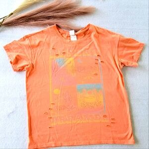 Electric Pink Women's Graphic Desert Dreamed T-Shirt  Size M Orange‎ C